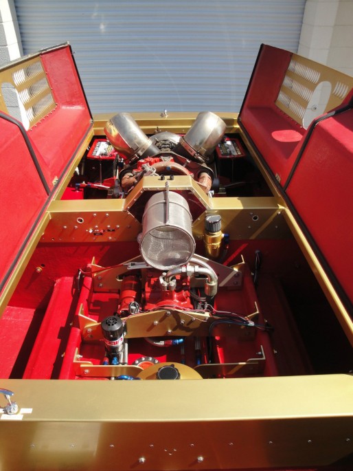 Allison-Jet-Turbine-Powered-Talon-21-Pickle-Fork-Powerboat-3-514x685.jpg