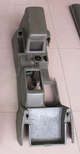 V33米色扶手箱通道一套150