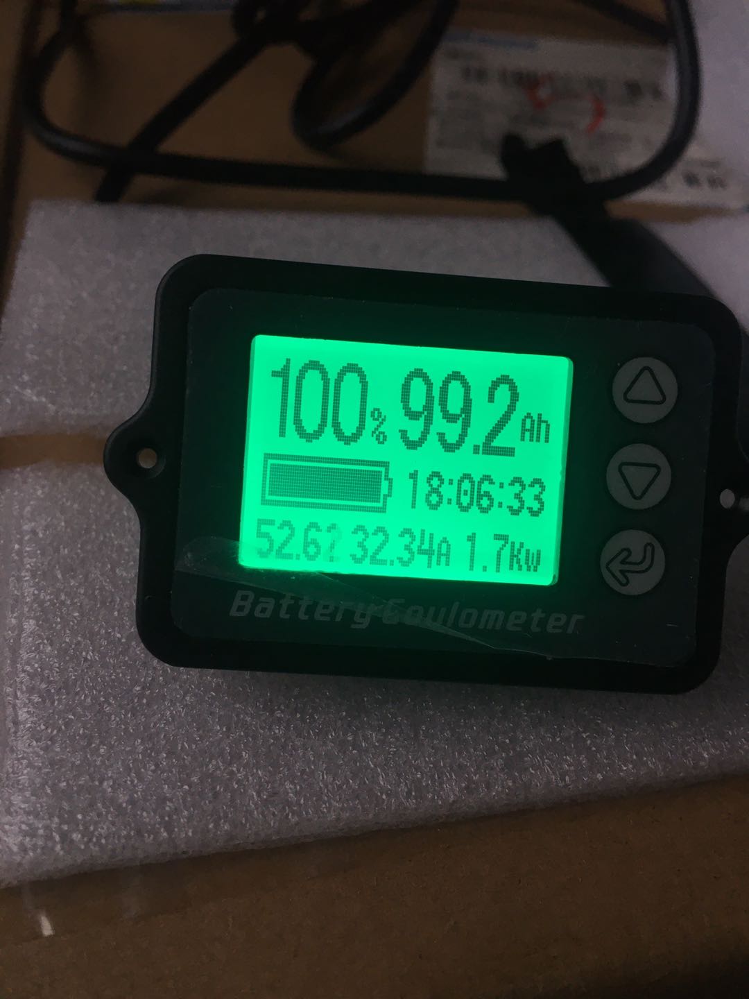 还试了，用1500W的烧水壶，电池输出功率达到1.6kw-1.7KW，，转换率在88%-93%左右。 ...