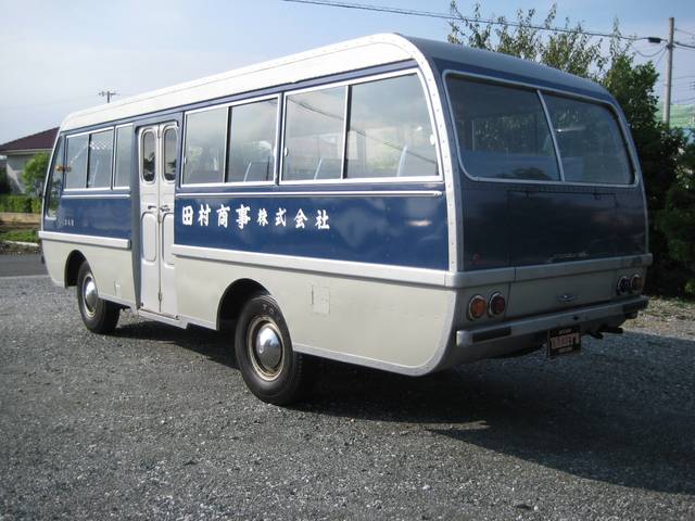 Japanese-Bus-3.jpg