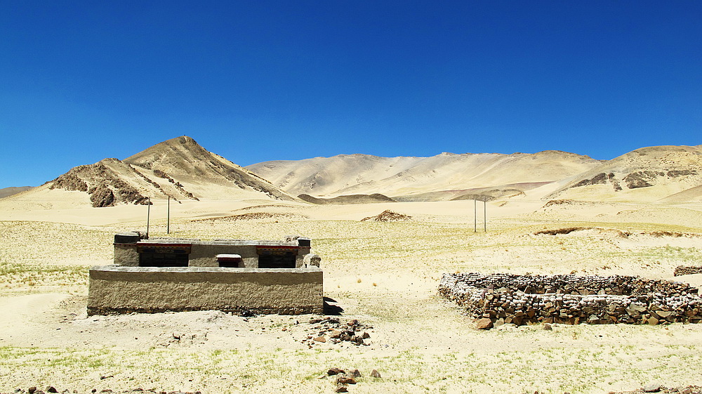 艰辛生活的写照。