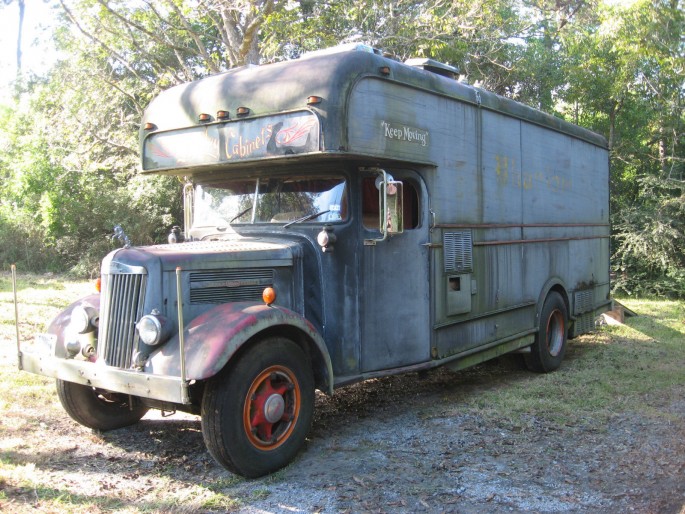 white11-685x514.jpg
