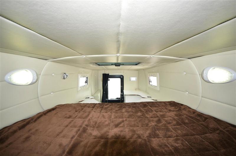 toyota_prius_relax_cabin_camper_conversion_18-Medium.jpg