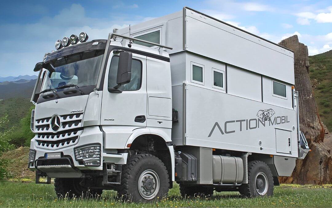 2017-Action-Mobil-Atacama-5000-HD-Mercedes-Benz-Arocs-4x4_1.jpg