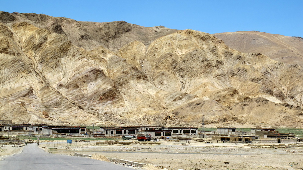 由门布转国道318。