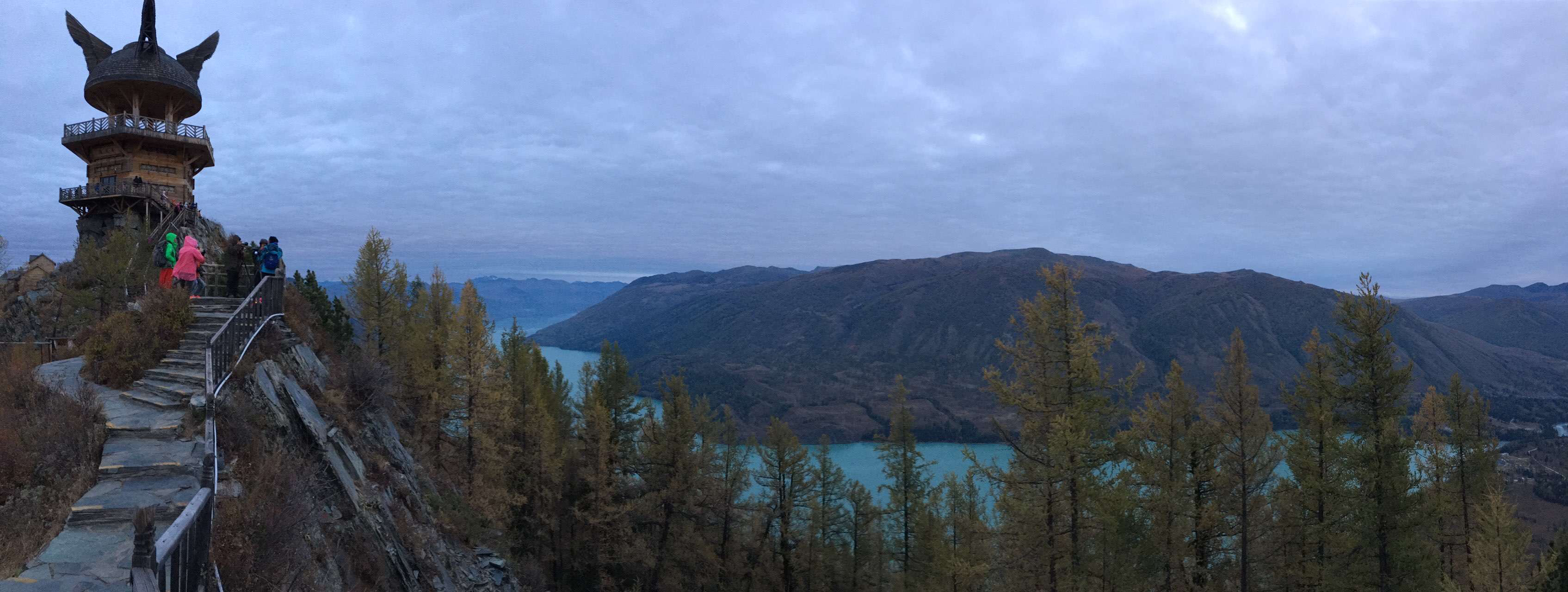 什么也没拍出来，只想赶快回住处吃些暖和的东西