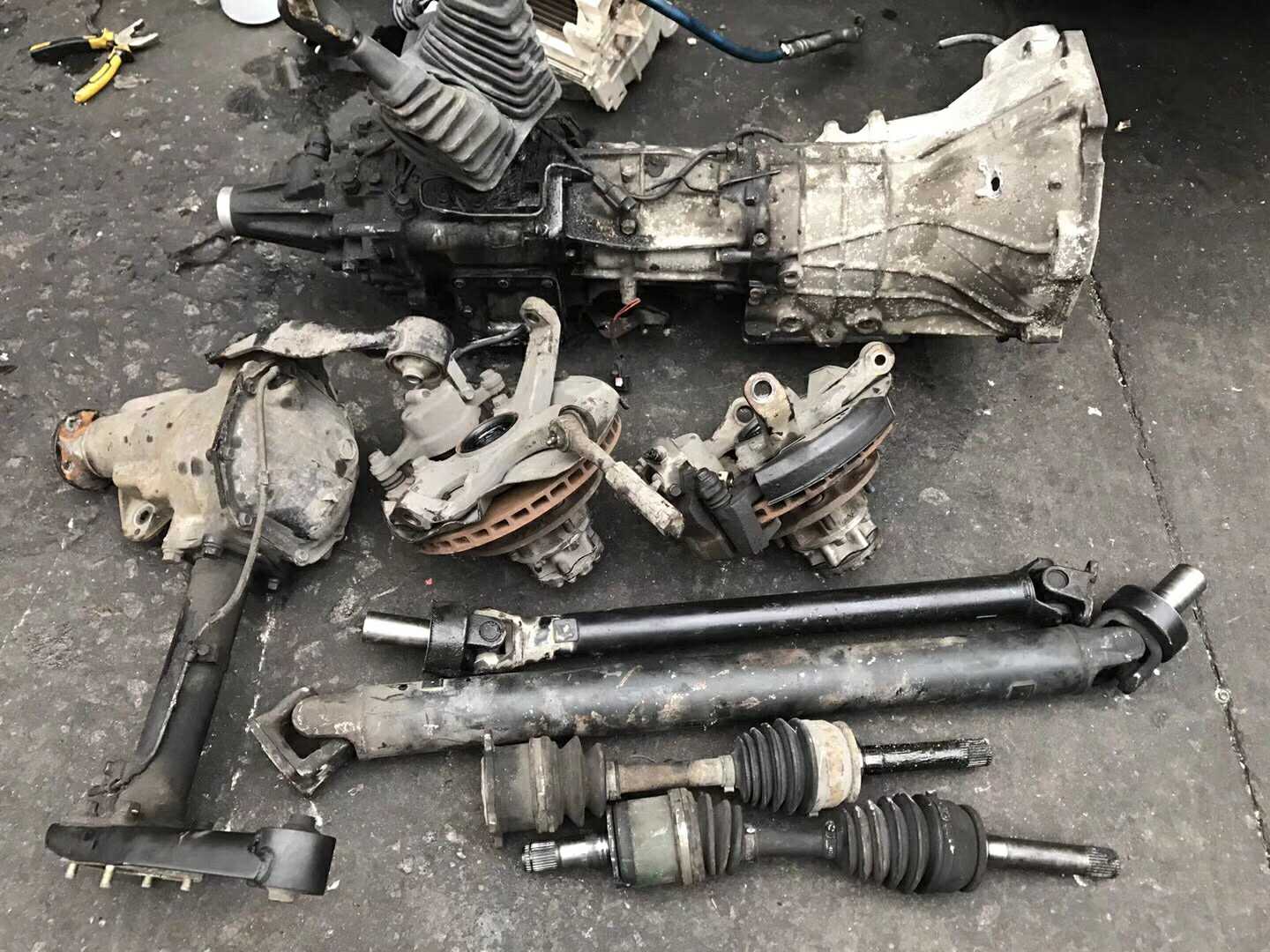 三菱猎豹四驱套件  2500一套