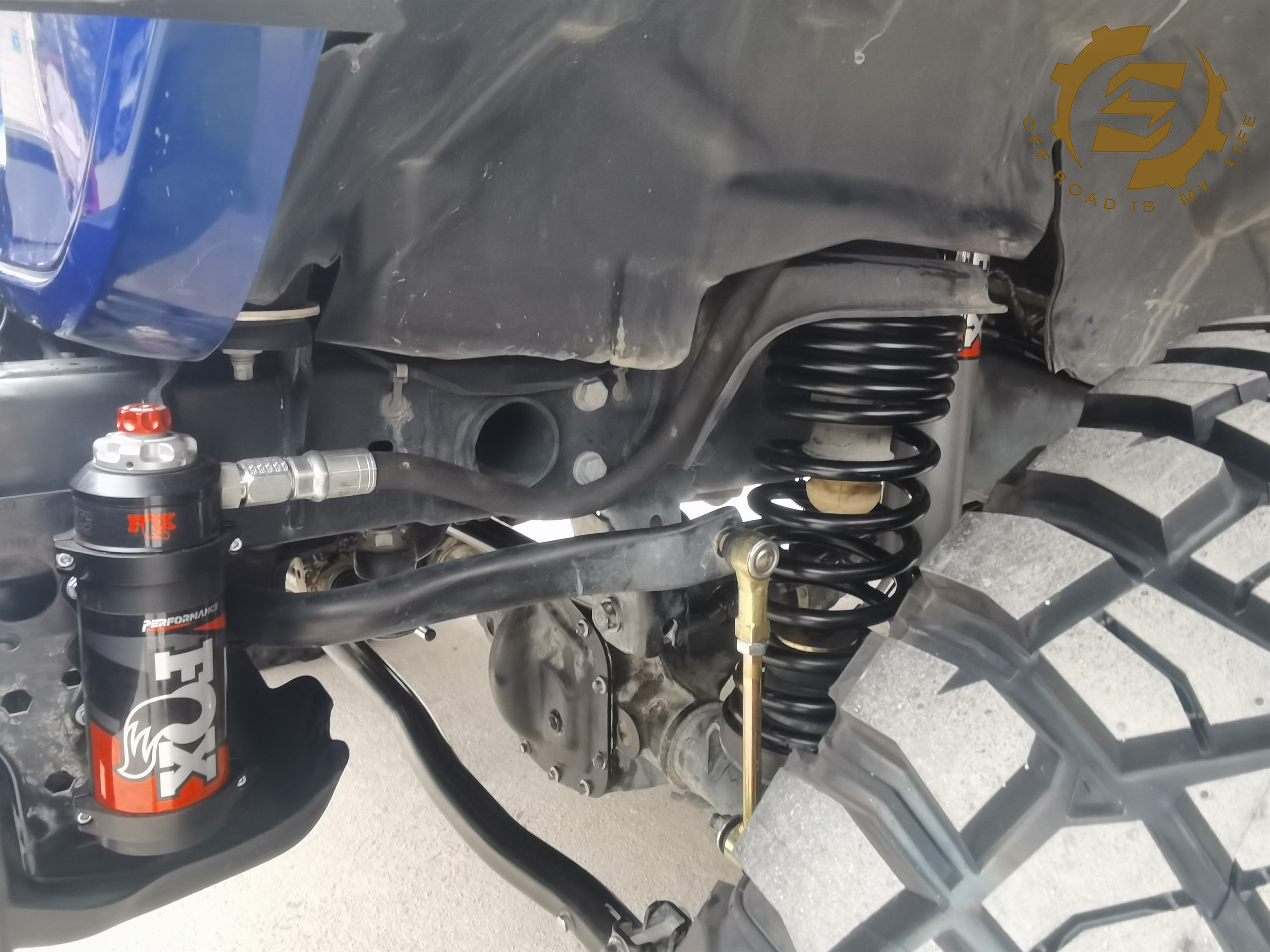 高速调整模式( HSC ) High Speed Compression ，主要适用悬挂高速运动和减震器中等压缩的路况,比如搓衣板路 ...