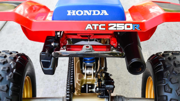 Honda-ATC-250R-Seat-740x416.jpg
