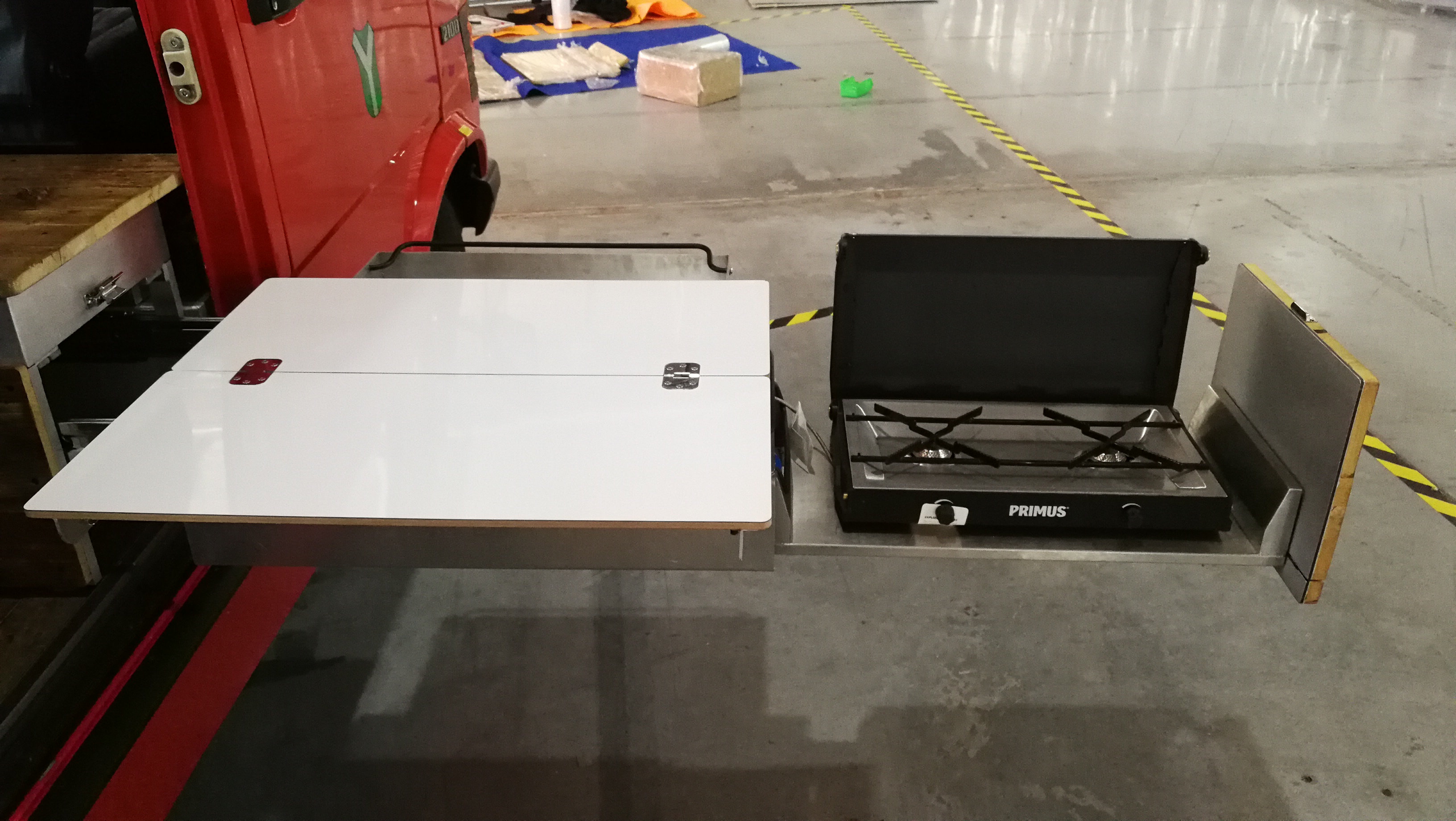 这料理台实际上很大了