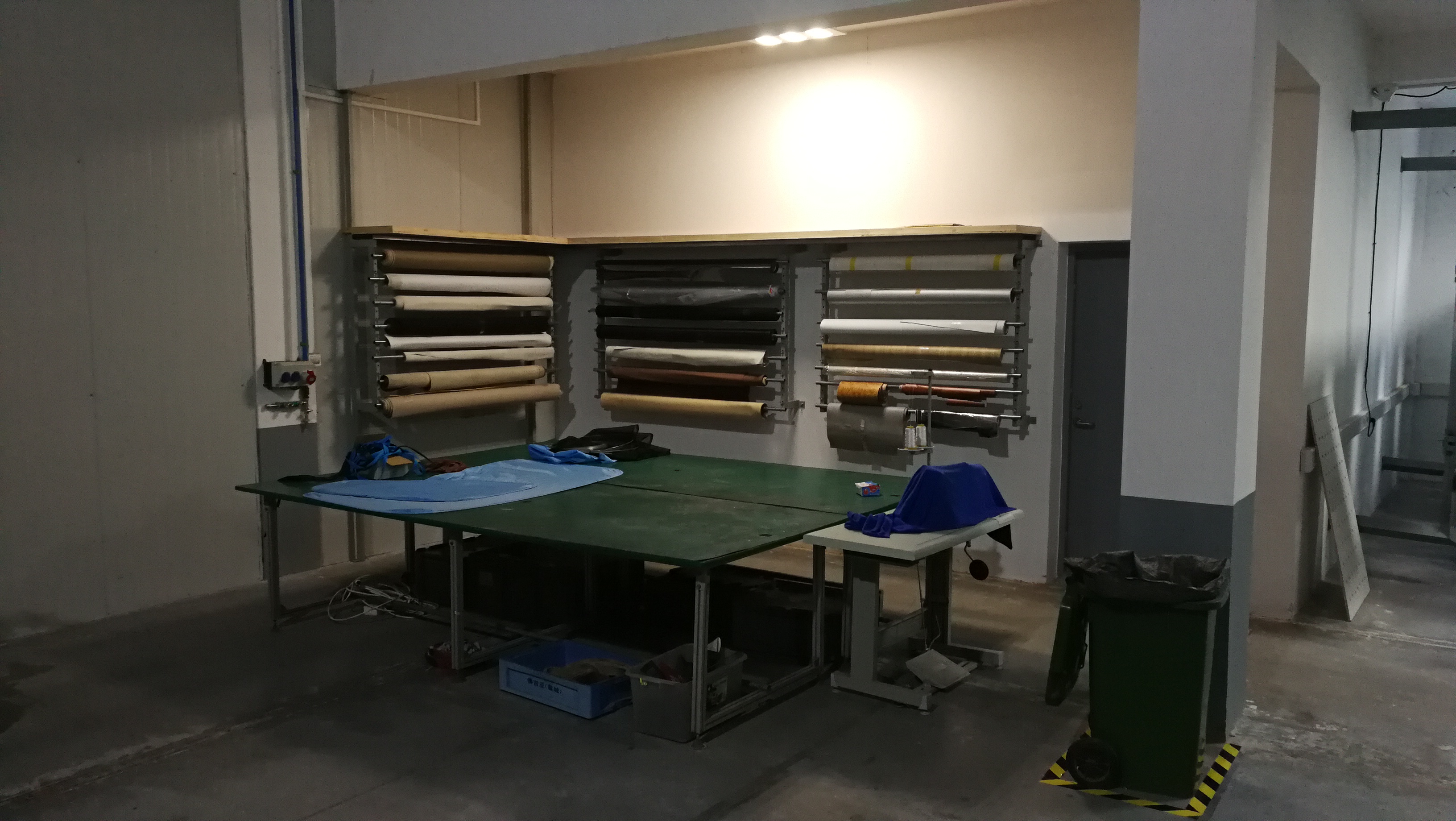 不能啥都自己做，皮革包覆要给外协，太仓周边如果有专业做包覆的，可以来聊聊，也许能够合作的。
这个缝纫 ...