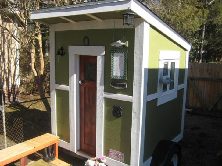 the-nest-tiny-house-on-wheels-by-marsha-cowan-0001-600x449.jpg