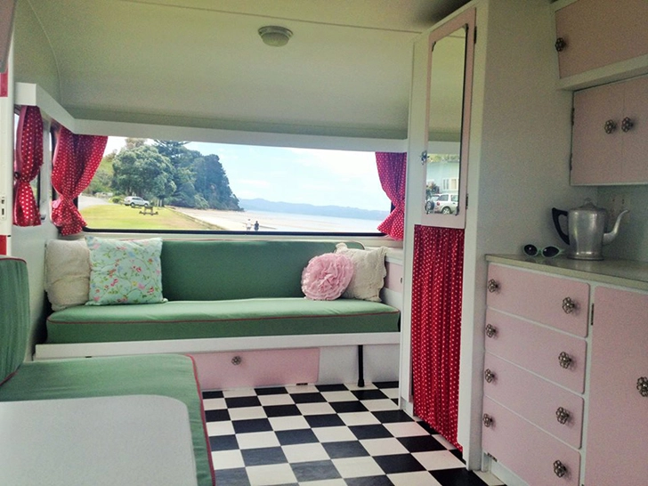 Love-Vintage-Caravans-Valerie-DIYRV.jpg