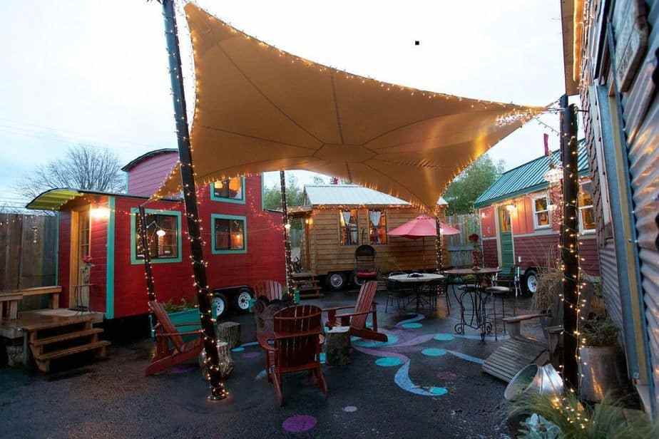 Best-Cool-Caravans-Camper-Vans-RVS-Ideas-for-Traavel-Trailers43.jpg