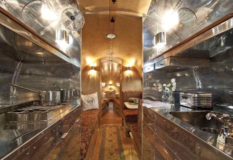 Best-Cool-Caravans-Camper-Vans-RVS-Ideas-for-Traavel-Trailers61.jpg