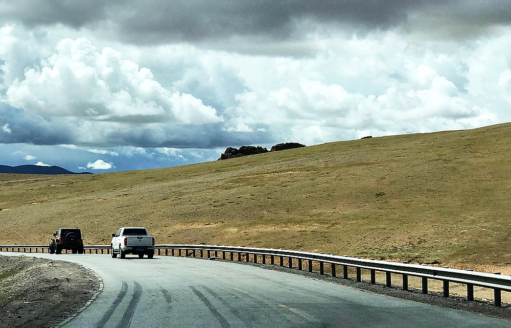 奔赴念青唐古拉山观景台。