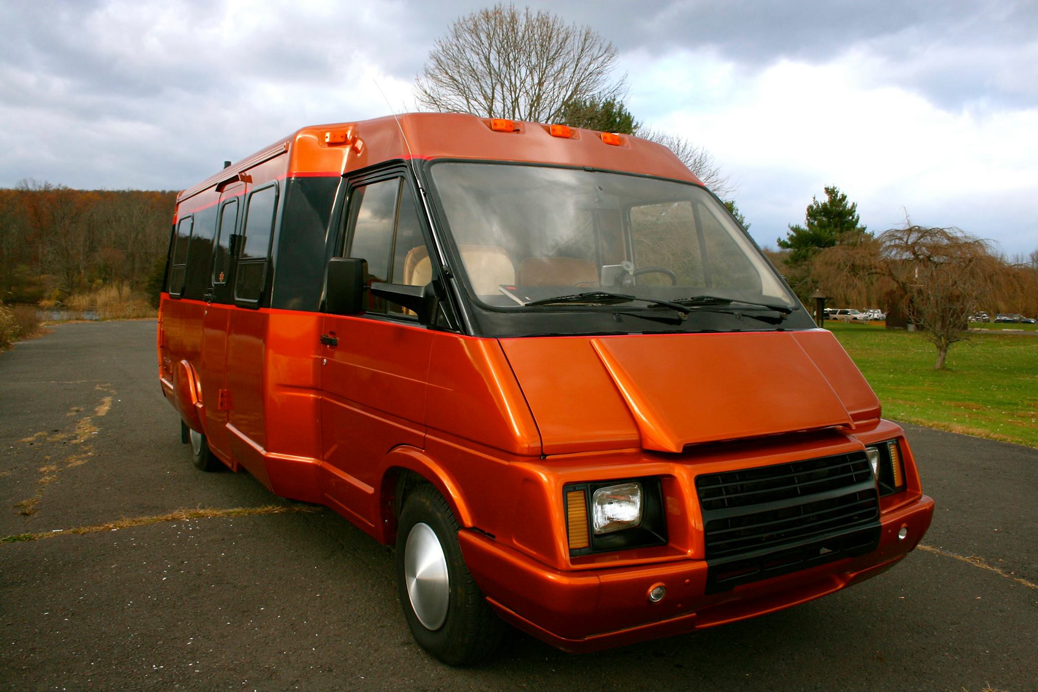 winnebago-lesharo-front.jpg