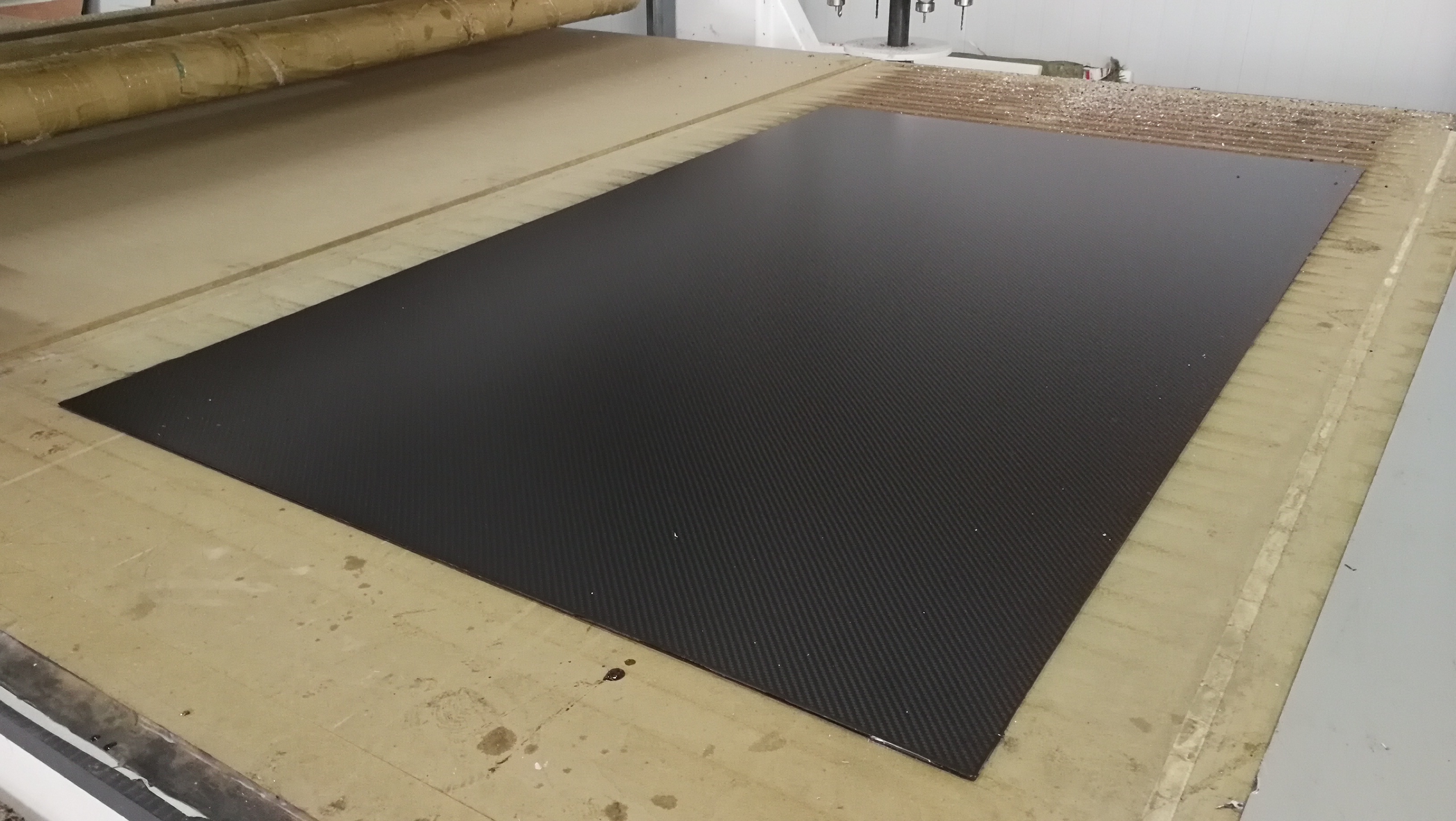 定制的碳纤维板