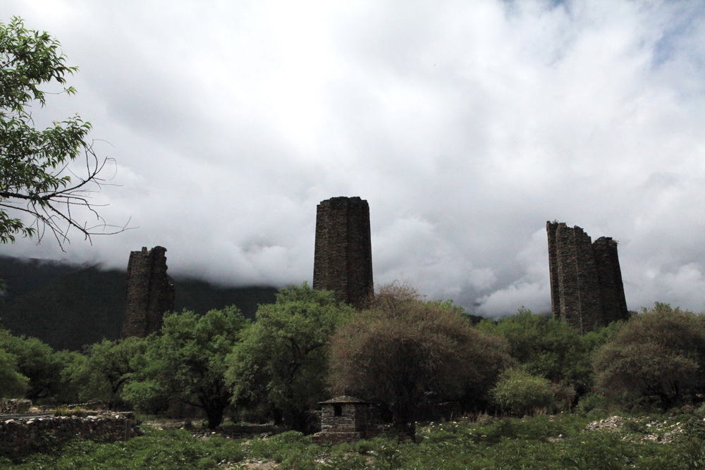 秀巴格萨尔古堡群