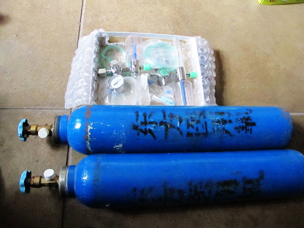 医用氧气瓶没用上。