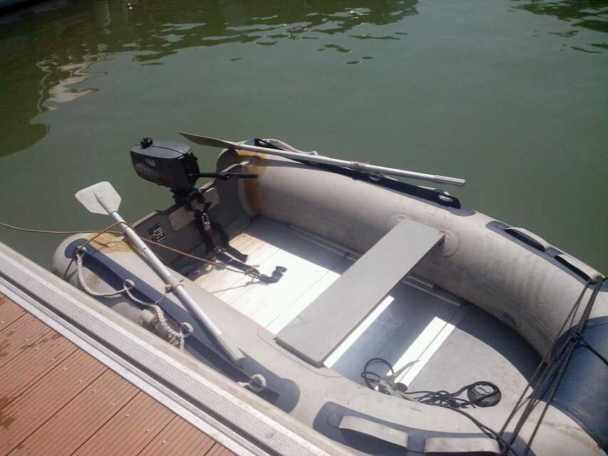 橡皮艇就是消耗品，使劲用，玩命造，能修就修，不能就扔！少花钱不代表不花钱，涉及到安全问题，一分钱都不 ...