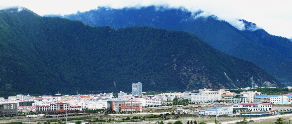 当年的八一镇。