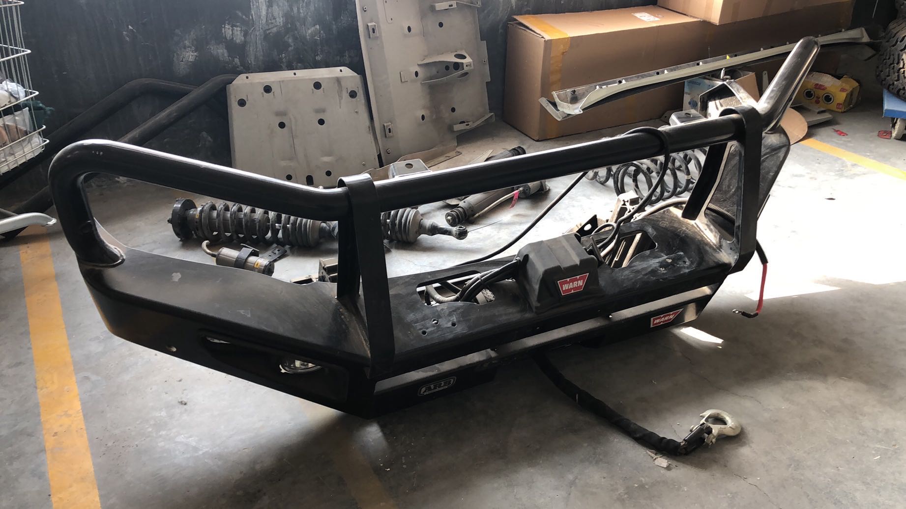 绞盘未使用，外观无刮伤