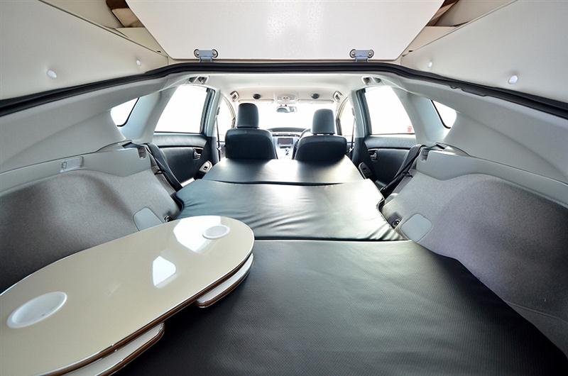 toyota_prius_relax_cabin_camper_conversion_26-Medium.jpg
