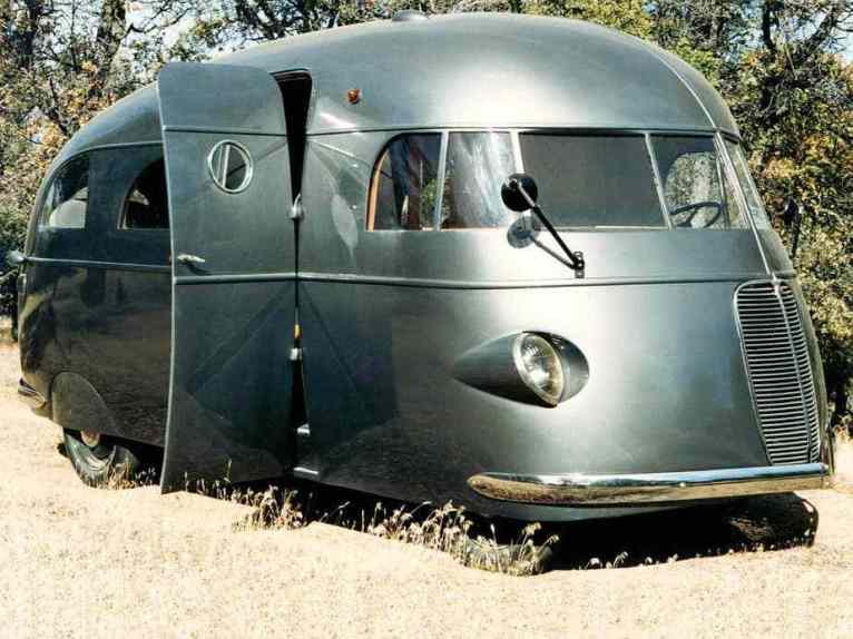 Best-Cool-Caravans-Camper-Vans-RVS-Ideas-for-Traavel-Trailers42 (1).jpg