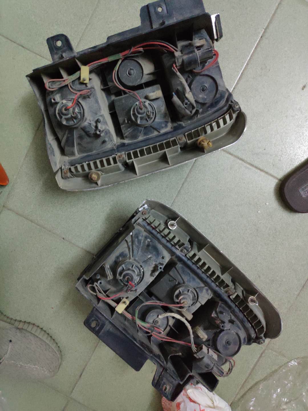 掐腰尾灯很漂亮400