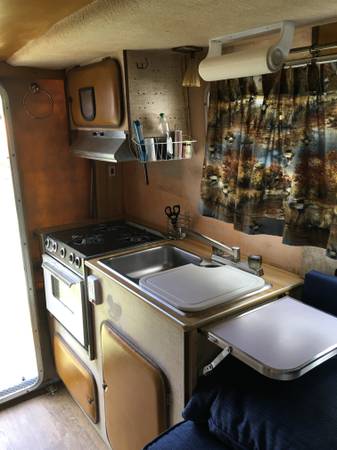 Off-Road-Land-Rover-Motorhome-8.jpg