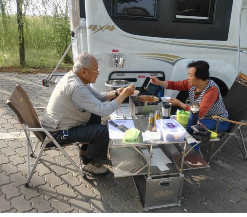 招募新疆至海南房车旅居七个月休闲度假之旅的车友。