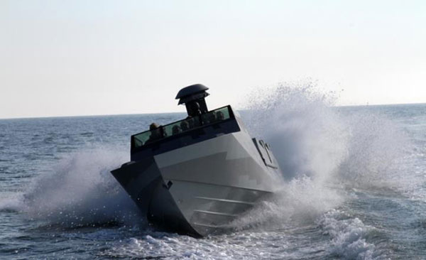combatant-craft-assault.jpg