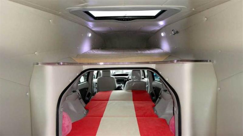 toyota_prius_relax_cabin_camper_conversion_03-Medium.jpg