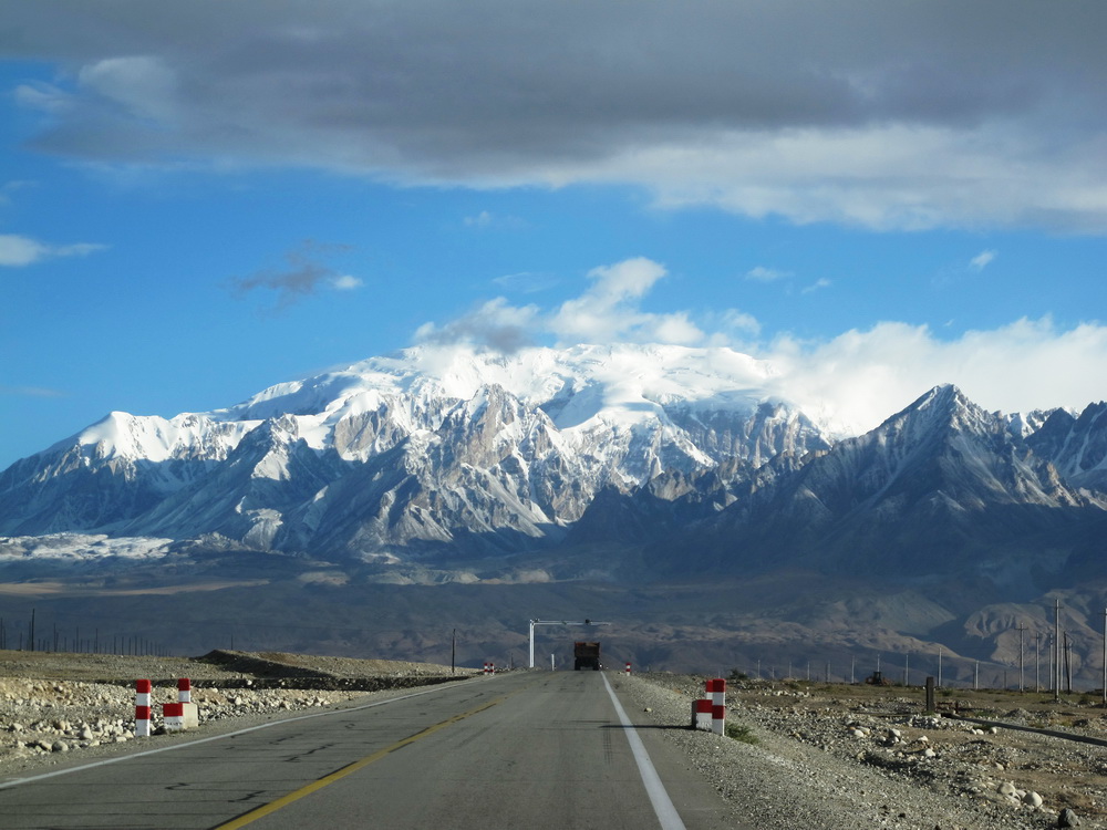 再次与慕士塔格峰相会。
