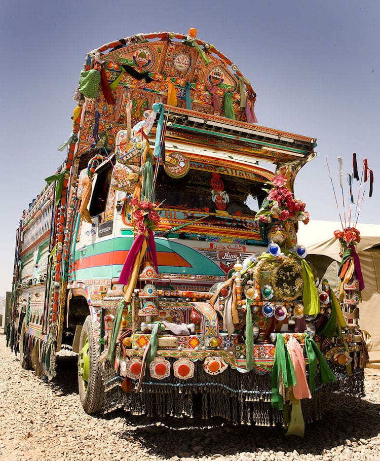 jingle-truck-art-pakistan-1.jpg