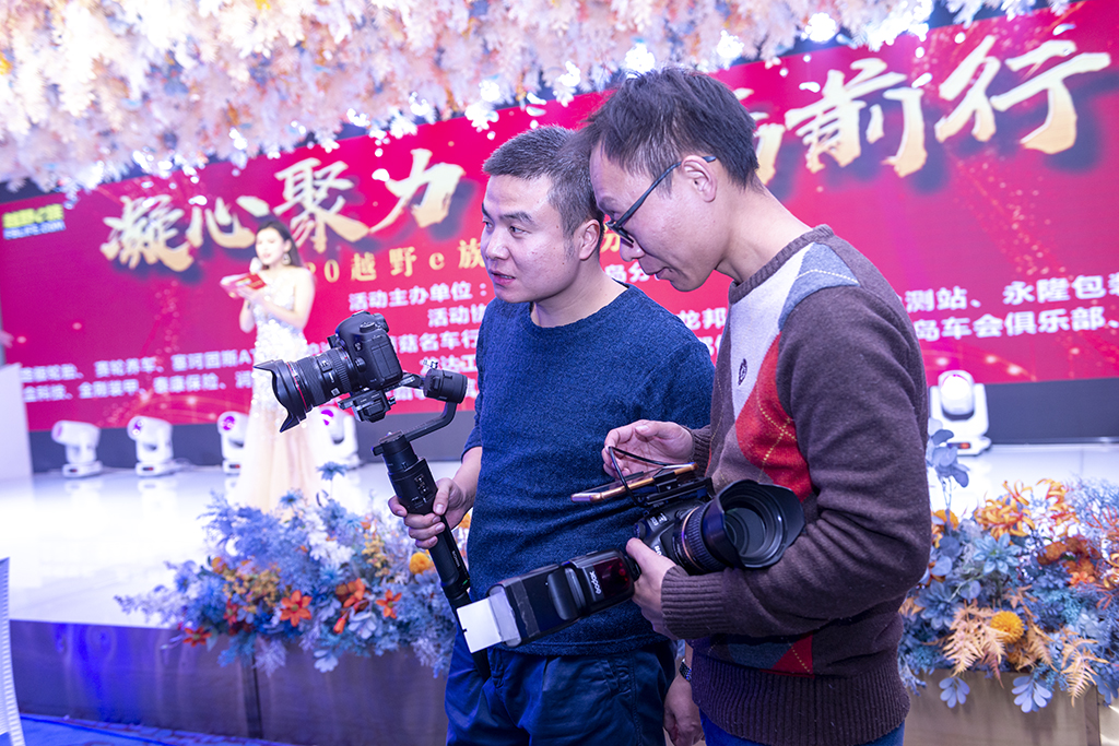 摄影团队老师