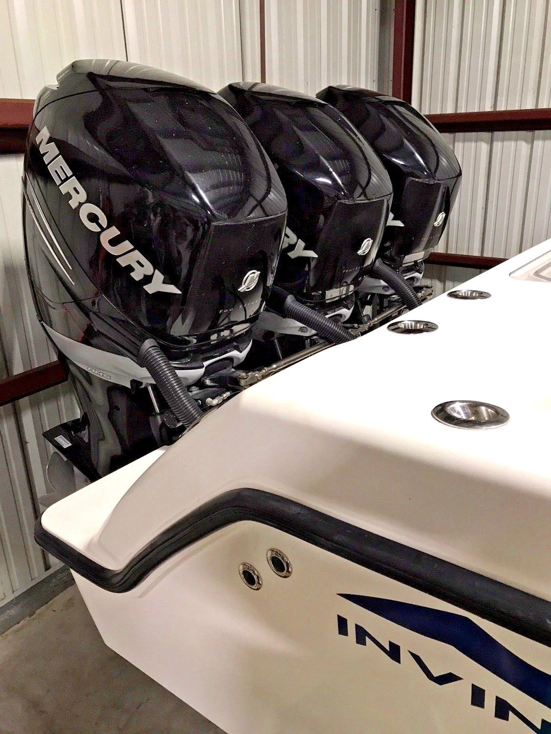 product_3x_2009_MERCURY_VERADO_300HP_OUTBOARD_MOTORS_TRIPLET_SETUP_USED_SOLD_AS_SET_ONLY_0.jpg