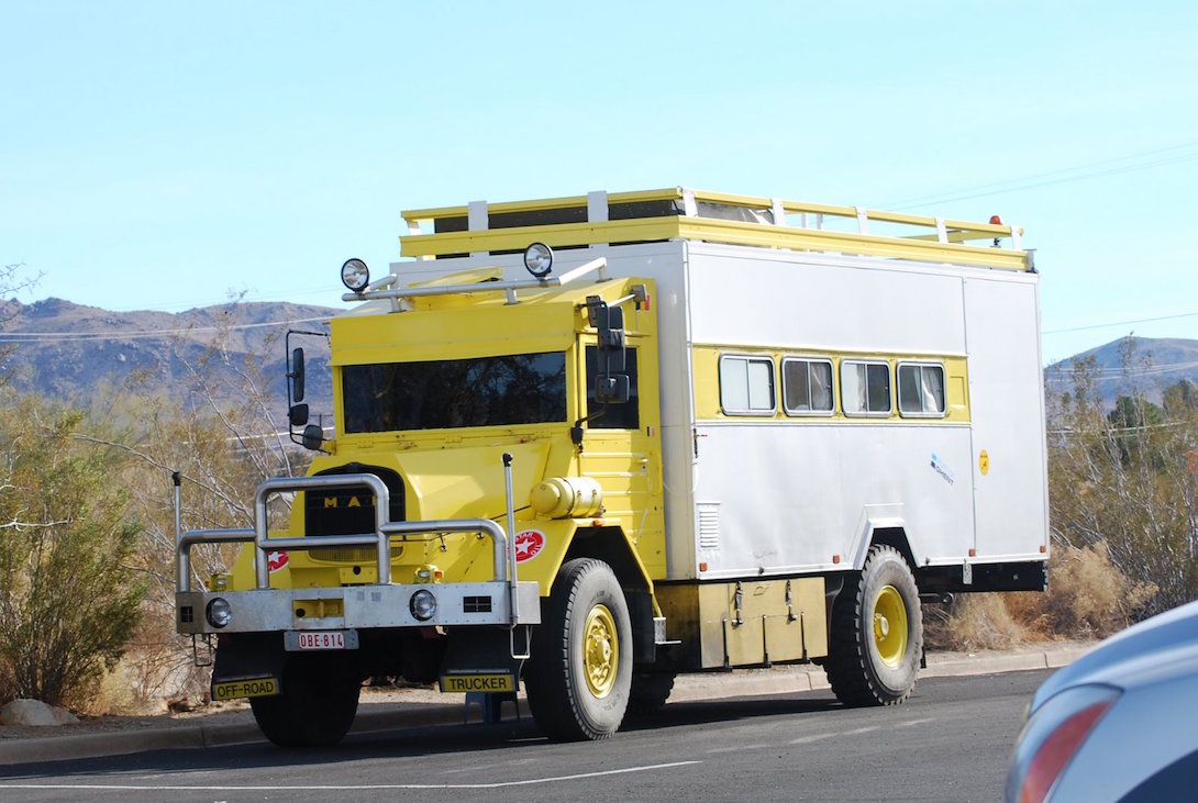 Vintage-Mack-truck-camper.jpg