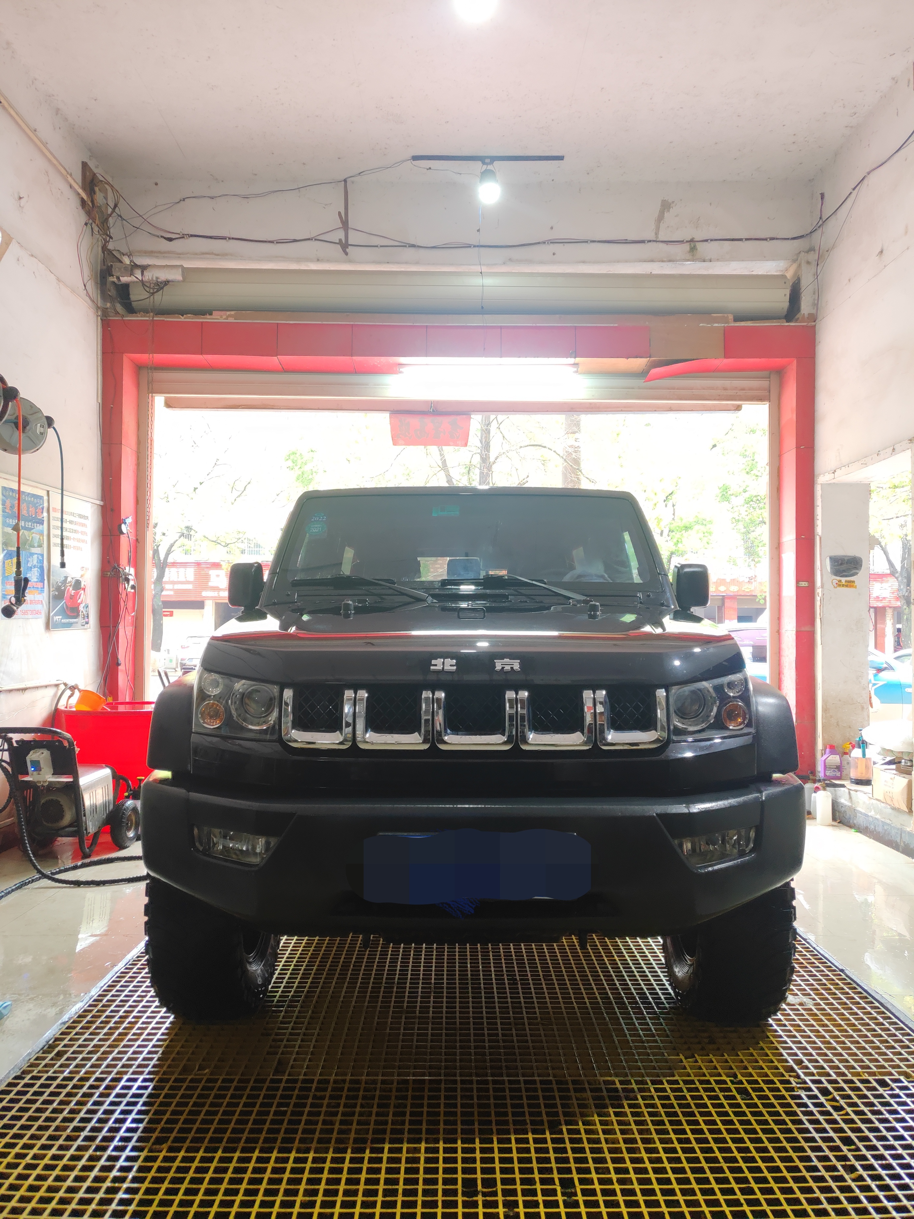 不知道为啥好多图片上传不了。微信看图吧，车子无事故，无水泡，车况靓