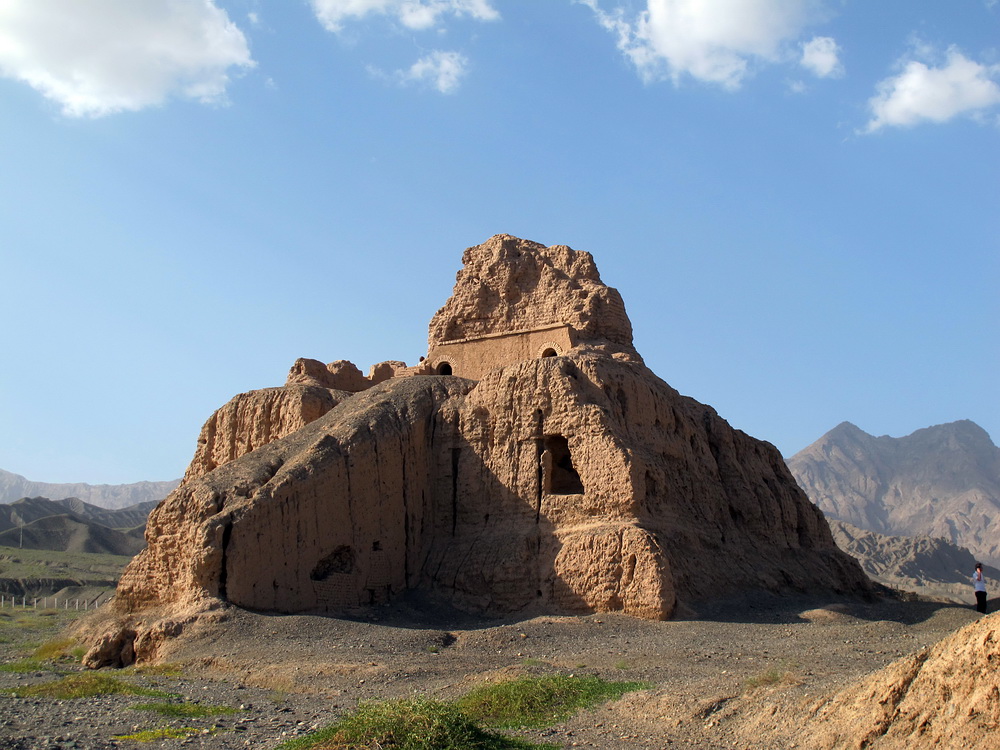 西寺最壮观的佛塔。