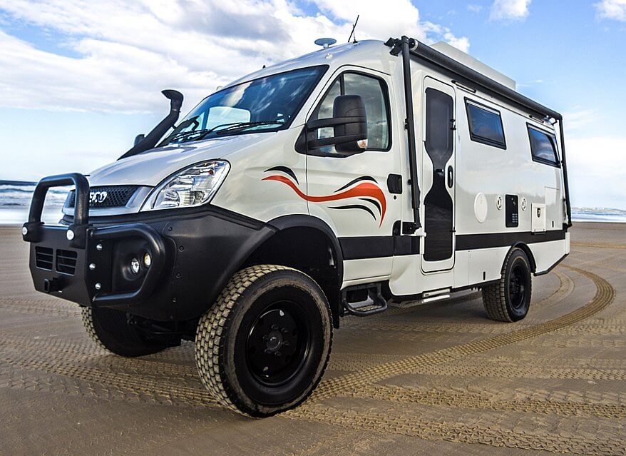 2016-Bus-4x4-Iveco-Daily-4WD-Motorhome.jpg