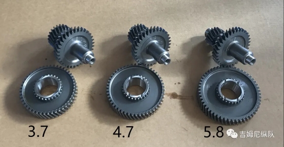 重点是低速四驱，低四性能的改头换面是这套齿最大的卖点，低四原车的减速比是2.65，HELE的攀爬齿上面说过有 ...