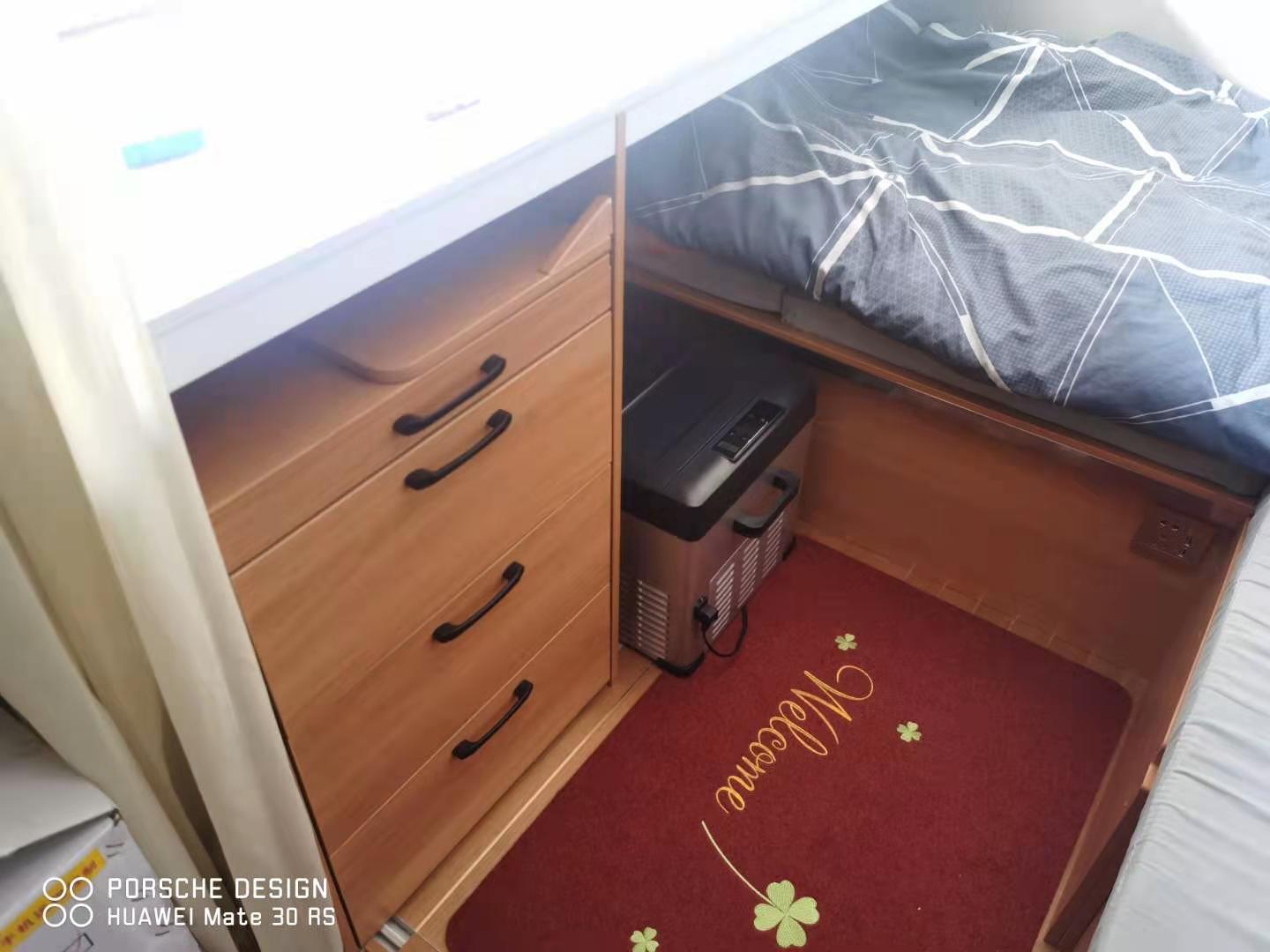220V冰箱换成12V冷冻小冰箱了，出门开冰箱不需要开3000W逆变器了，一天也可以省半度电。 ...