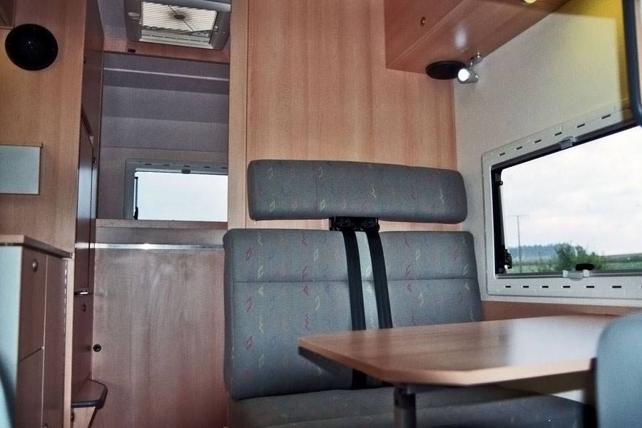 imm009.jpg