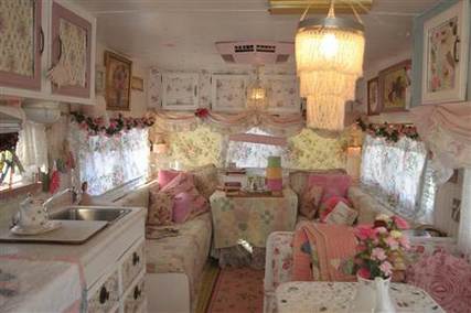 Glamper-Playhouse-remodel-ideas_35.jpg