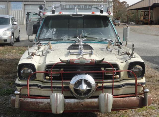 Deuce-truck-1.jpg