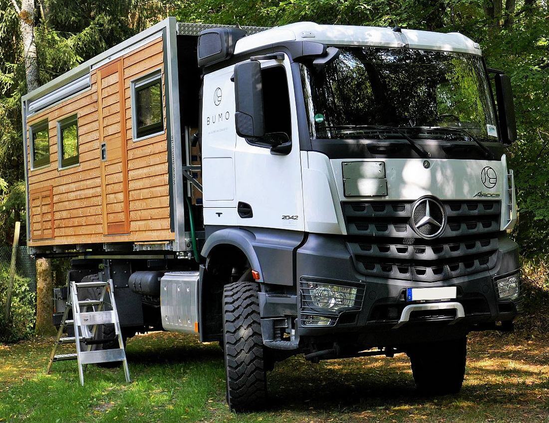 2018-bumo-holz-aufbau-mercedes-benz-01.jpg