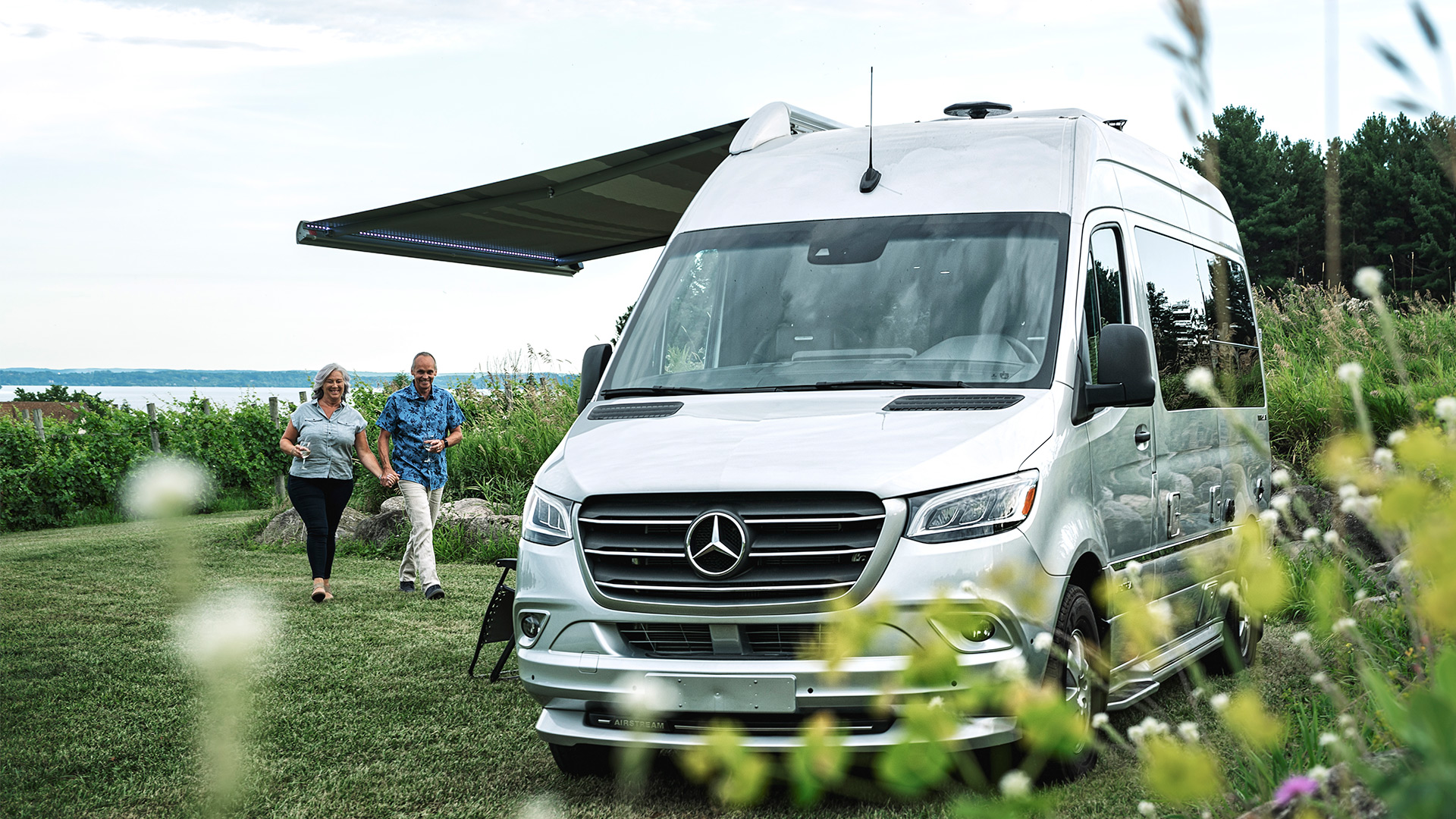 Airstream-Interstate-Nineteen-Winery-Couple-Walking-Gallery.jpg