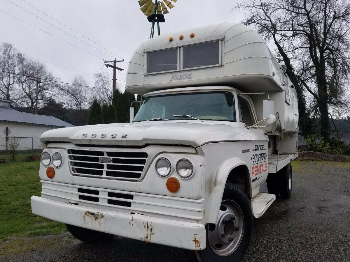 dodge-camper-1.jpg